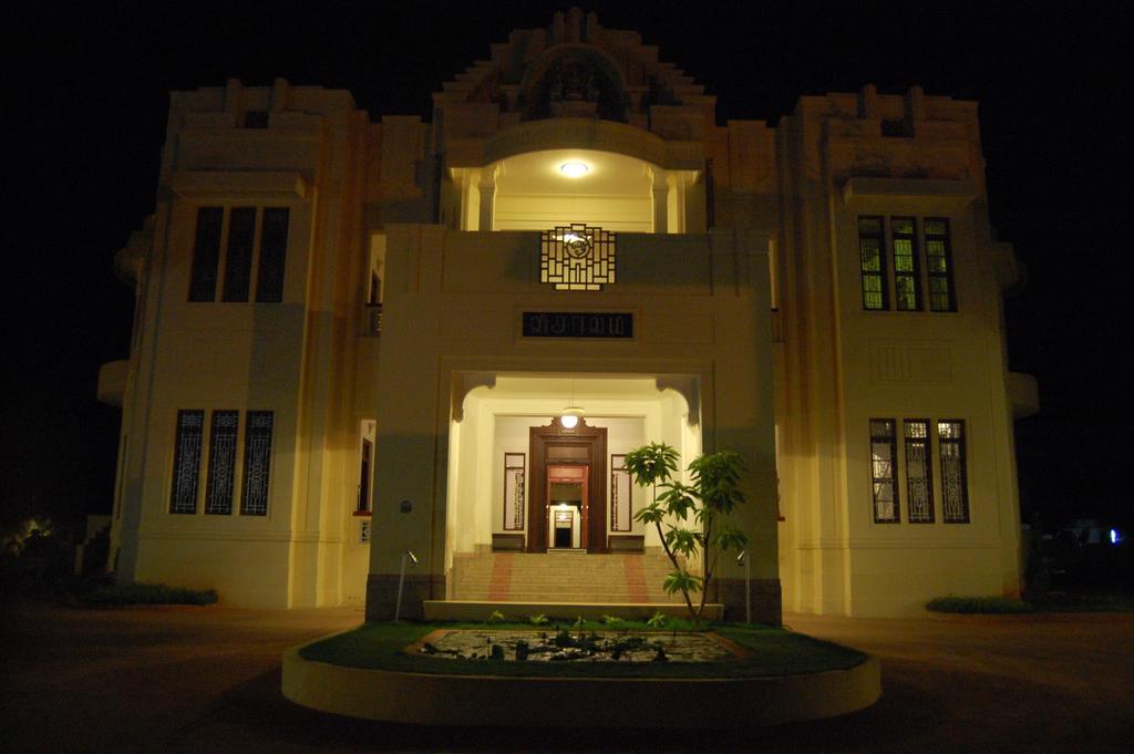 Visalam Chettinad Palace - A Cgh Earth Experience Kanadukattan Экстерьер фото